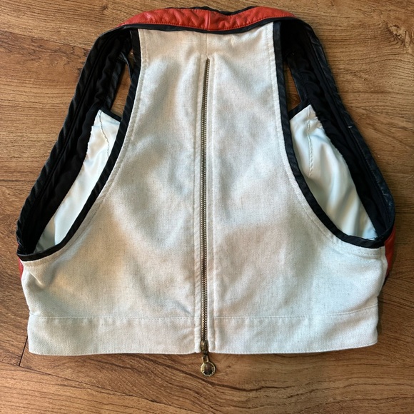 Acostamento Women’s faux leather & faux Linen mixed media cropped top. Medium. - Picture 8 of 12